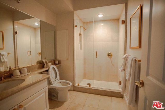 Drew Fenton | 11847 Gorham Avenue Los Angeles CA | MLS: 7475680