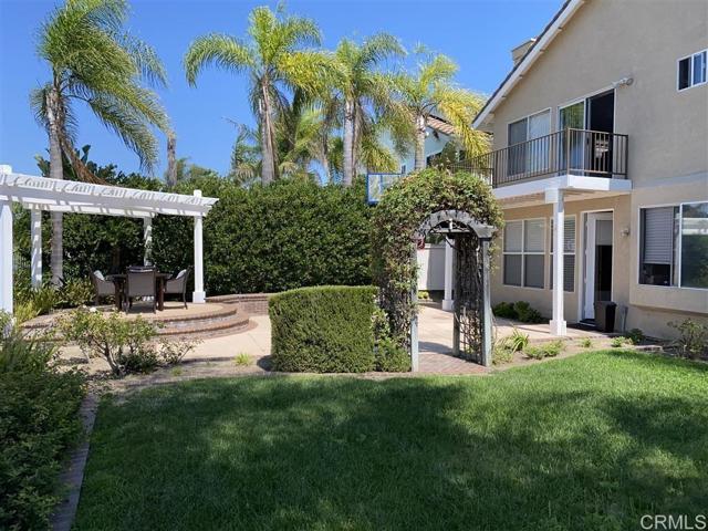 3364 Avenida Nieve, Carlsbad CA: https://media.crmls.org/mediaz/883d1922-75f2-40e2-9993-8f130ecf826f.jpg