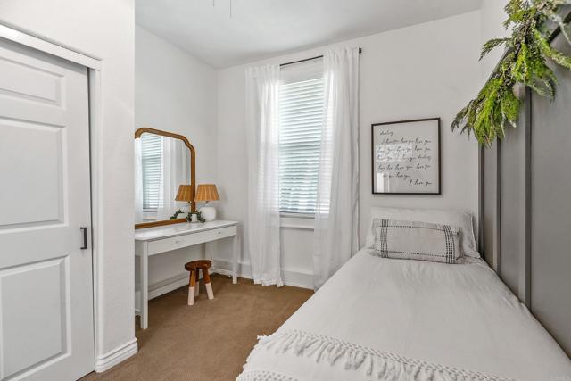 Detail Gallery Image 12 of 75 For 561 Chesterfield Cir, San Marcos,  CA 92069 - 4 Beds | 3 Baths