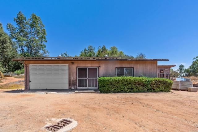 Detail Gallery Image 41 of 69 For 11549 Manzanita Rd, Lakeside,  CA 92040 - 3 Beds | 3 Baths