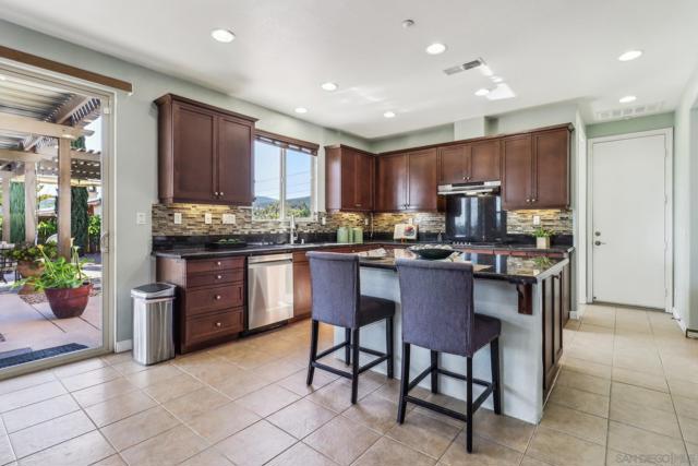 3043 Adams Ranch Ct, Chula Vista CA: https://media.crmls.org/mediaz/883e533b-15b6-49d0-ab8d-f86e67211dbd.jpg