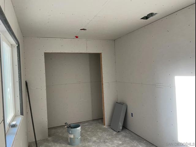 3335 37 S Barcelona St., Spring Valley CA: https://media.crmls.org/mediaz/883e57e3-fa19-4f51-a854-88283f530778.jpg