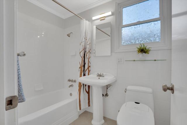 1583 Mitchell Way, Redwood City CA: https://media.crmls.org/mediaz/883e5cd2-68db-4054-b79d-3f912a9633b9.jpg