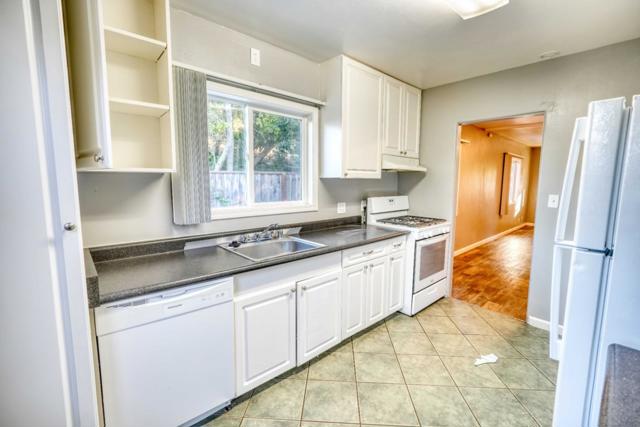 1871 Woodland Avenue, East Palo Alto CA: https://media.crmls.org/mediaz/883ea7b4-d6c1-4482-b4cc-2877c56a101f.jpg