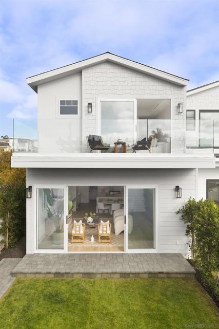 7216 FAY AVE, La Jolla CA: https://media.crmls.org/mediaz/883ed144-747f-4254-969e-37cee6131c14.jpg