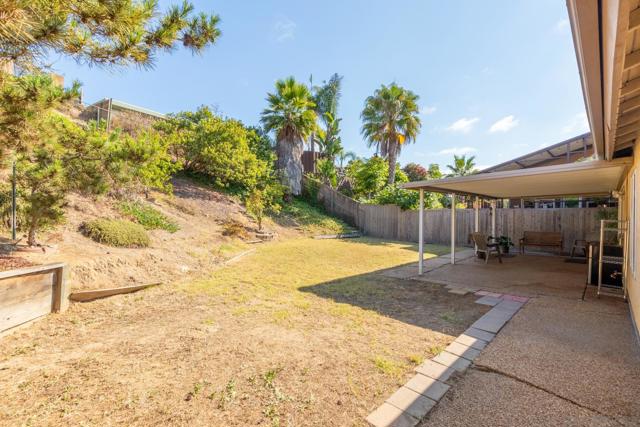 2941 Ariane Dr, San Diego CA: https://media.crmls.org/mediaz/883f51c9-d127-486d-9038-cf8b16ff5814.jpg