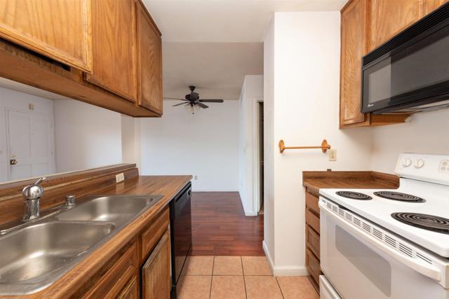 3819 47th Street, San Diego CA: https://media.crmls.org/mediaz/883fdc69-9e29-421d-b1e3-879519d43da3.jpg