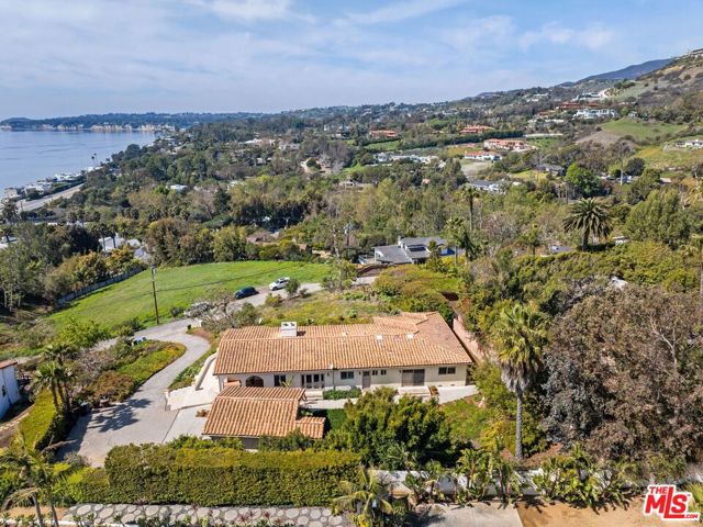 Drew Fenton | 27104 Sea Vista Drive Malibu CA | MLS: 7269176