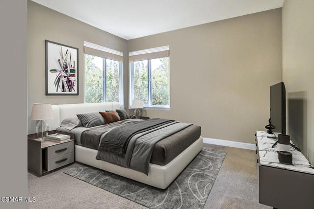 11275 Watson Drive, Moorpark CA: https://media.crmls.org/mediaz/8841576b-2e24-403e-b975-963b190c26c6.jpg
