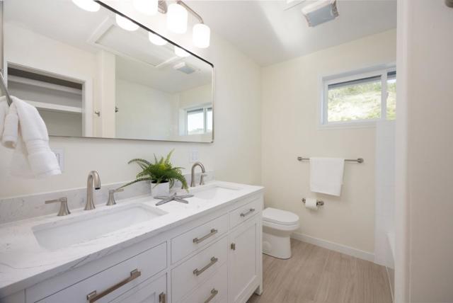840 Frenchmans Creek Road, Half Moon Bay CA: https://media.crmls.org/mediaz/8841f462-d694-451c-b7b5-5152074393ce.jpg