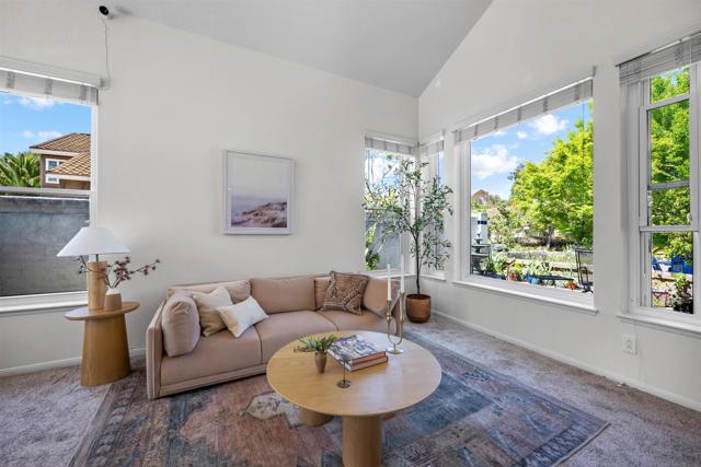 1205 Masterpiece Dr, Oceanside CA: https://media.crmls.org/mediaz/8842242f-940a-44e7-9f38-d4af8b6d2c64.jpg