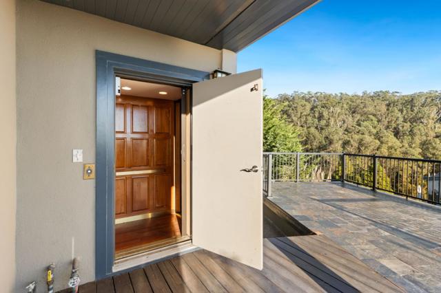 107 Dolphine Avenue, El Granada CA: https://media.crmls.org/mediaz/8842c87a-6bc4-432b-a48a-a2081dd2ad5d.jpg