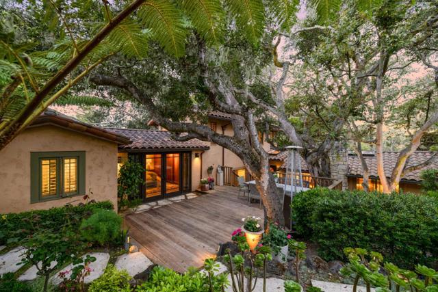 0 SW Santa Rita 4 SW of Ocean Street, Carmel CA: https://media.crmls.org/mediaz/8843c408-8bf8-41ef-a465-7e975bc9e61f.jpg