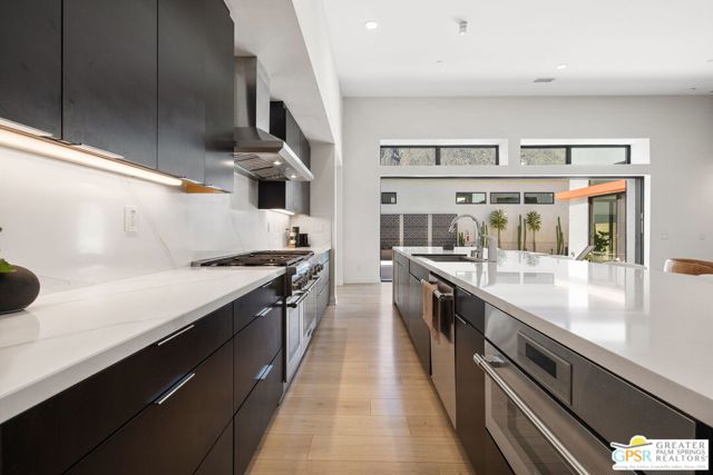 190 Obsidian Loop, Palm Springs CA: https://media.crmls.org/mediaz/8843e9b0-d177-4eda-8eb7-cd02fb535376.jpg