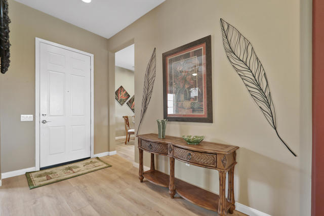 81083 Avenida Tres Lagunas, Indio CA: https://media.crmls.org/mediaz/8845246b-9ccf-463b-a83f-8f51e842ebc0.jpg