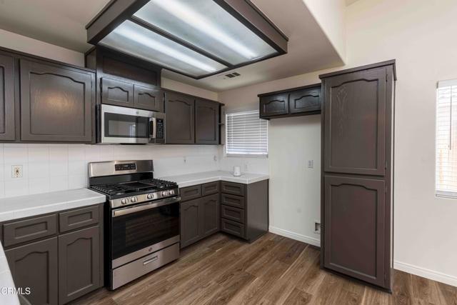 Detail Gallery Image 19 of 39 For 10908 Royal Ascot Ave, Bakersfield,  CA 93312 - 4 Beds | 2 Baths