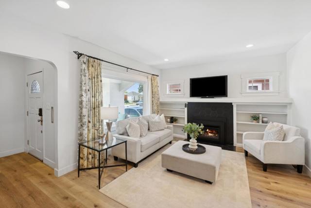 114 Hollywood Avenue, San Jose CA: https://media.crmls.org/mediaz/8846d67b-b62e-4a0c-84a5-e845ff650a45.jpg