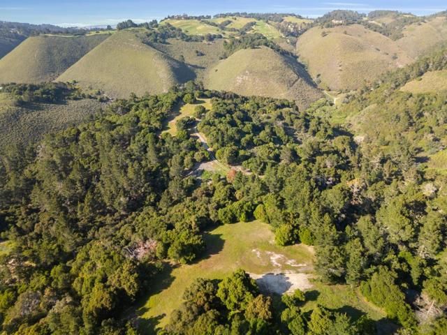 23 Tehama (Homesite 40), Carmel CA: https://media.crmls.org/mediaz/88472c31-cae2-4de4-b9d6-591c1d5cb9a1.jpg