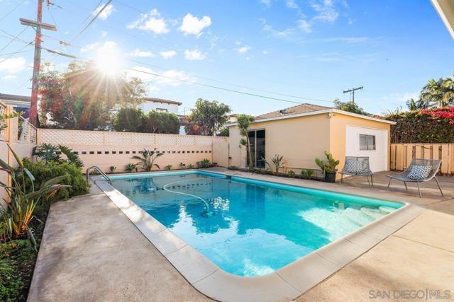 Image 43 of 56 For 3321 Zola Street