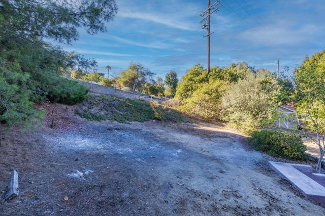 Image 31 of 41 For 11402 Meadow Creek Rd.