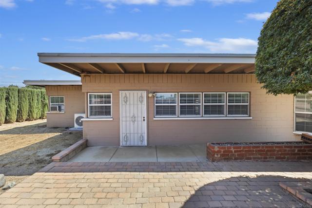 1825 S Benson Ave, Ontario CA: https://media.crmls.org/mediaz/8848f97b-4e77-4862-8766-1cc5aa0ad6ab.jpg
