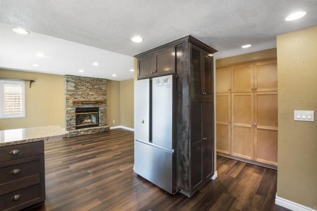 2524 Seattle Drive, El Cajon CA: https://media.crmls.org/mediaz/88491d59-1062-4dd9-a1b3-a4d1bd9ac5e1.jpg
