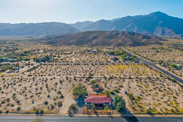 2720 22 Frying Pan Road, Borrego Springs CA: https://media.crmls.org/mediaz/884a542d-1762-4e9a-a474-a11541f3dfb2.jpg