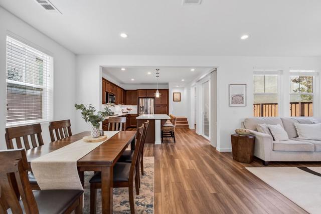 2975 Denali Drive, Marina CA: https://media.crmls.org/mediaz/884afa02-d671-4276-9d48-e704c6288f6f.jpg