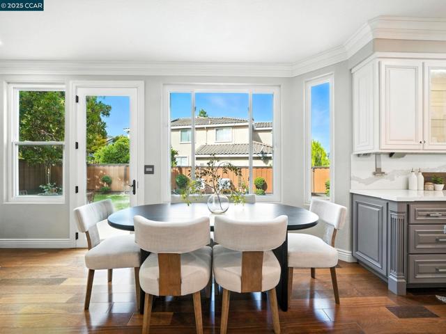 36309 Tunbridge Drive, Newark CA: https://media.crmls.org/mediaz/884b40fc-b5c5-4179-a7d3-2bacdee50def.jpg