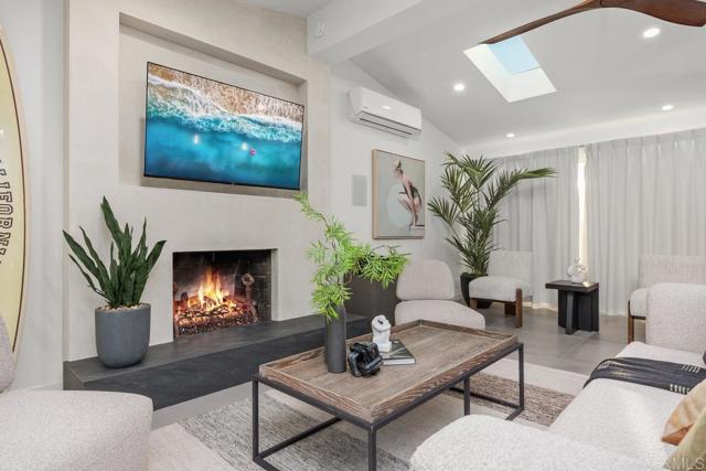 803 Saxony Road, Encinitas CA: https://media.crmls.org/mediaz/884b42f7-76c4-4f34-8dc0-aadc58521122.jpg