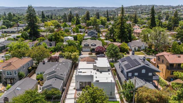 1025 Walnut Street, San Carlos CA: https://media.crmls.org/mediaz/884da23f-d377-4972-9cf6-47df6a4324d3.jpg