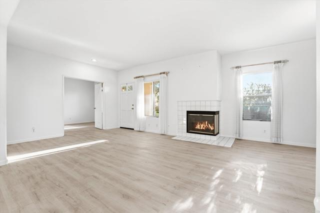 Detail Gallery Image 9 of 32 For 63 Encantado Canyon, Rancho Santa Margarita,  CA 92688 - 2 Beds | 2 Baths