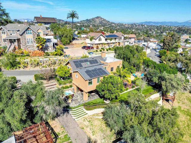 4359 Date Ave, La Mesa CA: https://media.crmls.org/mediaz/884ec618-1929-4309-80da-230861493c95.jpg