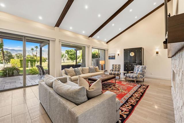 730 Inverness Drive, Rancho Mirage CA: https://media.crmls.org/mediaz/884fe482-9e25-49d0-a90e-eedbbb060af3.jpg