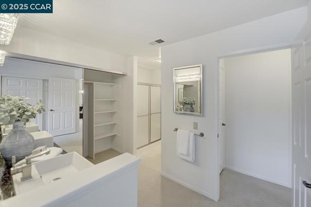4243 Terra Granada Dr, Walnut Creek CA: https://media.crmls.org/mediaz/88503d7d-2c30-468f-91fe-cbe5d3dc4440.jpg