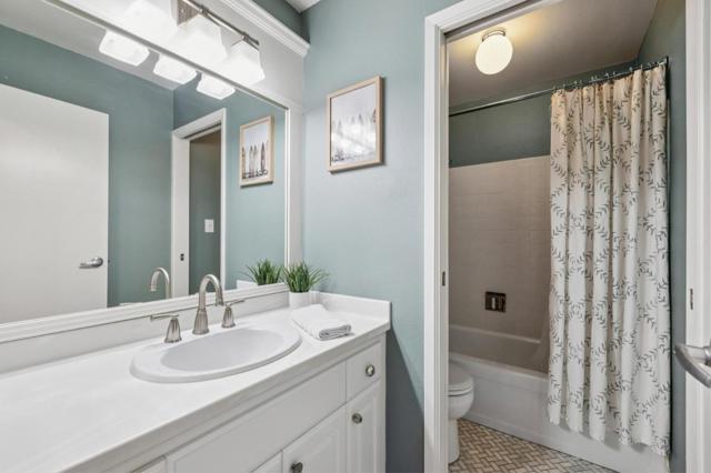 140 Palm Beach Avenue, El Granada CA: https://media.crmls.org/mediaz/8850729d-44ec-46ee-ba99-677b034453ca.jpg