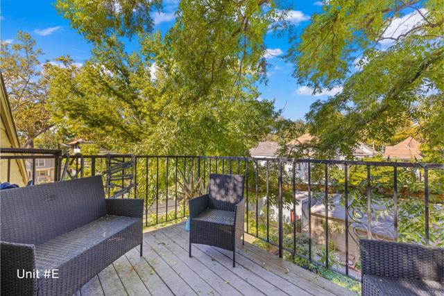 2711 I Street, Sacramento CA: https://media.crmls.org/mediaz/88508310-5549-42da-9f4e-da5928b3d506.jpg