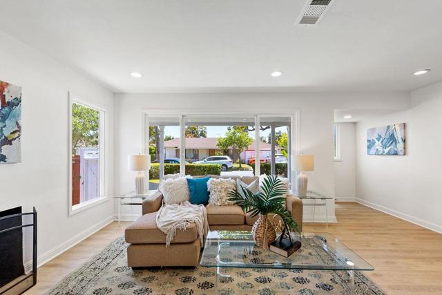 1032 Toyon Drive, Burlingame CA: https://media.crmls.org/mediaz/88531636-54eb-467f-ae27-75e151fd8b78.jpg