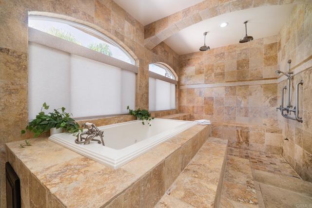 Image 28 of 75 For 29314 Twin Oaks Valley Road