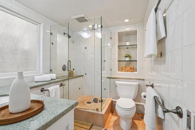 2404 Hillside Drive, Burlingame CA: https://media.crmls.org/mediaz/8853d4d9-c95b-4589-97f2-67707d3d7882.jpg