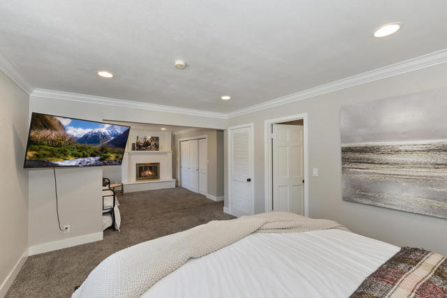 271 Bluebird Court, Big Bear CA: https://media.crmls.org/mediaz/88553f42-55c6-4511-97cf-273cf1a2fd5c.jpg