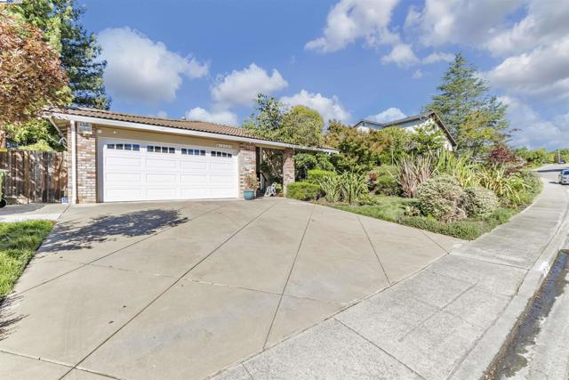 Details for 18745 Cavendish Dr, Castro Valley, CA 94552