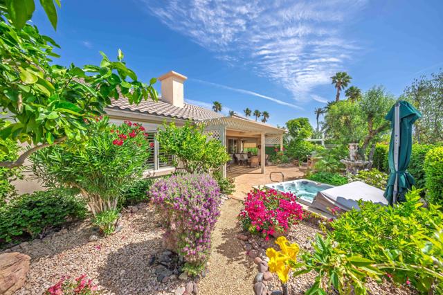 78305 Kensington Avenue, Palm Desert CA: https://media.crmls.org/mediaz/88575aa2-d3ea-4d99-8793-8b490013128d.jpg