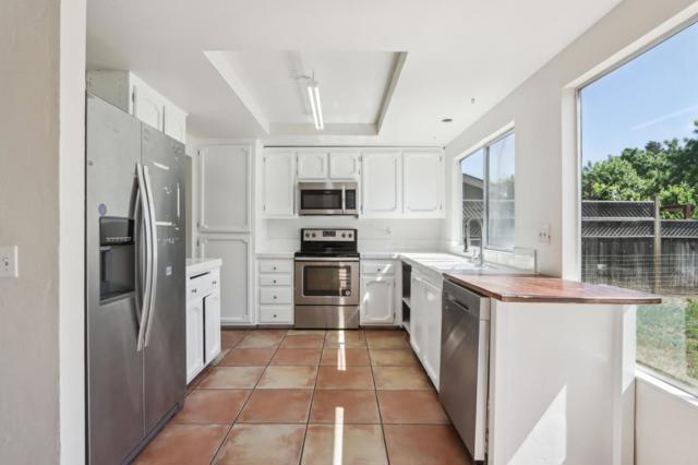 7433 Crawford Drive, Gilroy CA: https://media.crmls.org/mediaz/8858643e-d5b2-4112-b076-fbe47d9df9cf.jpg