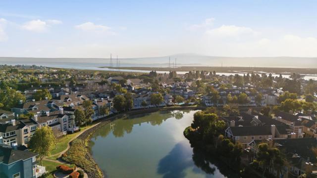 832 Sovereign Way,  CA: https://media.crmls.org/mediaz/885a90bd-7bc7-4022-97a2-f9c2f33a4661.jpg