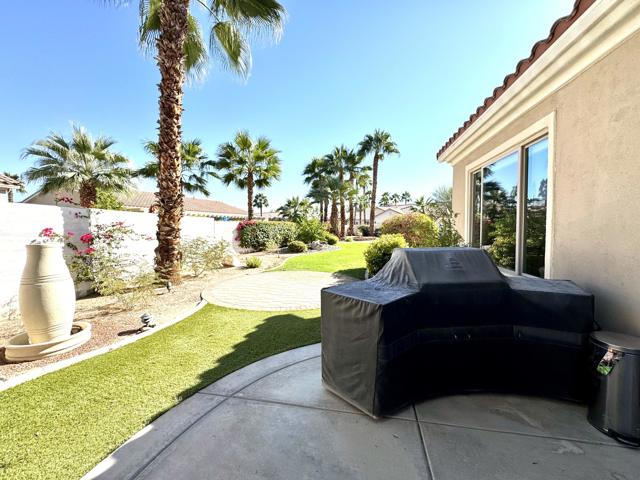 80372 Camino San Lucas, Indio CA: https://media.crmls.org/mediaz/885b5b1a-4bdb-488b-bcc9-b90ad3f2a367.jpg