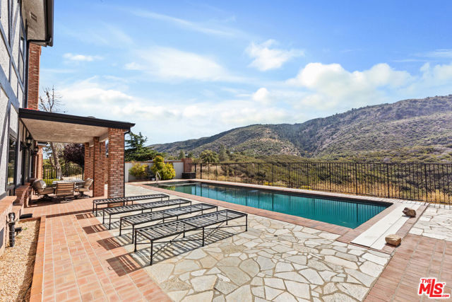 Image 28 of 59 For 28765 Pine Canyon Road