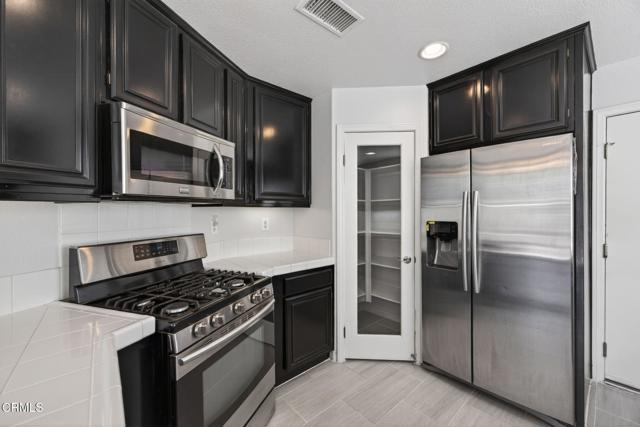 Detail Gallery Image 14 of 38 For 5331 Davidson Dr, Oxnard,  CA 93033 - 3 Beds | 2/1 Baths