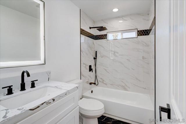 14543 Kittery St, Poway CA: https://media.crmls.org/mediaz/885c782e-fdb3-4e00-a1b3-567e195620f1.jpg