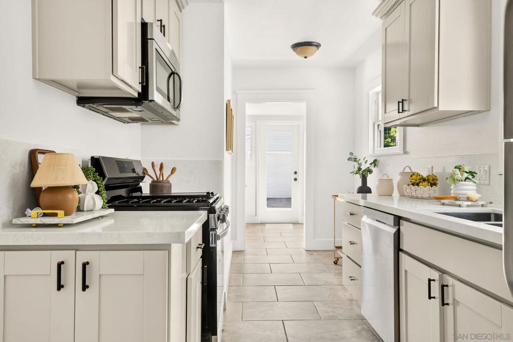 4383 Swift Ave - photo 9